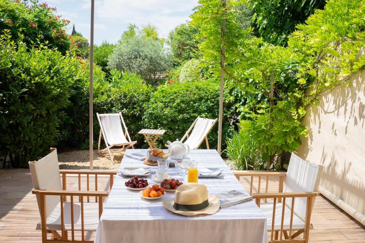 Les Canisses, Magnifique Appartement Avec Terrasse Au Coeur D'Uzes Ngoại thất bức ảnh